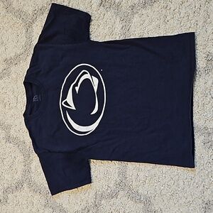 Mens Penn State tee shirt, Medium